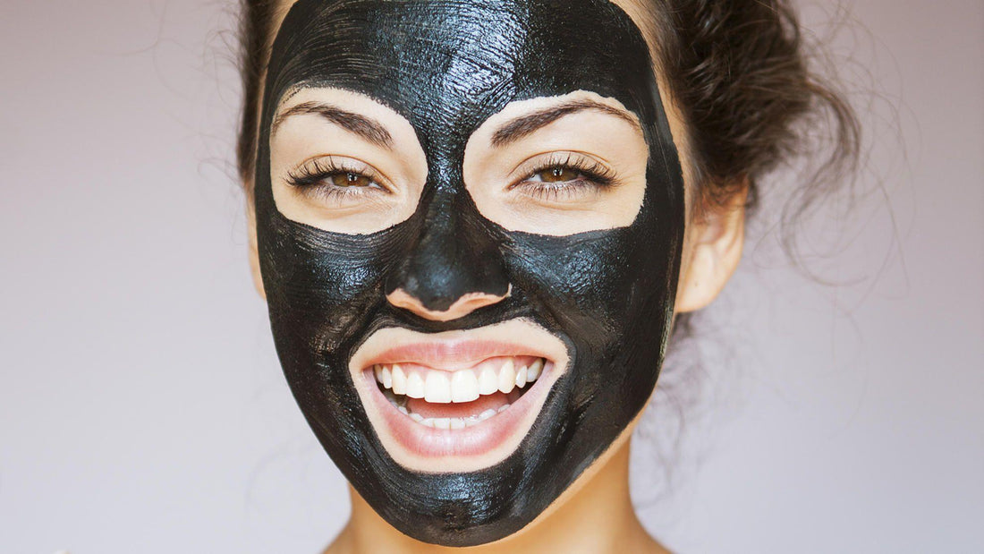 Black mask, l'ultima tendenza della skincare per una pelle purificata –  Lady Venezia Shop